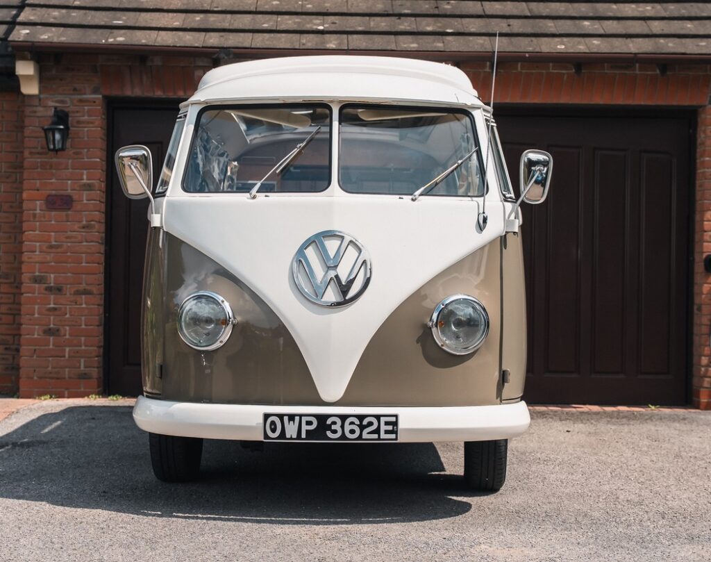 1967 Volkswagen Type 2 T1 Splitscreen Campervan