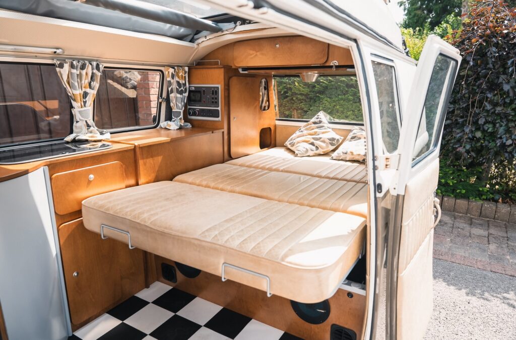 1967 Volkswagen Type 2 T1 Splitscreen Campervan