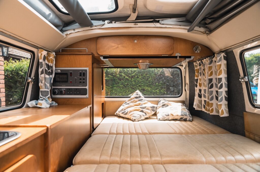 1967 Volkswagen Type 2 T1 Splitscreen Campervan
